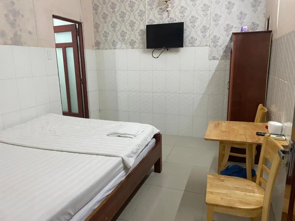 Nhu Hoai Hotel