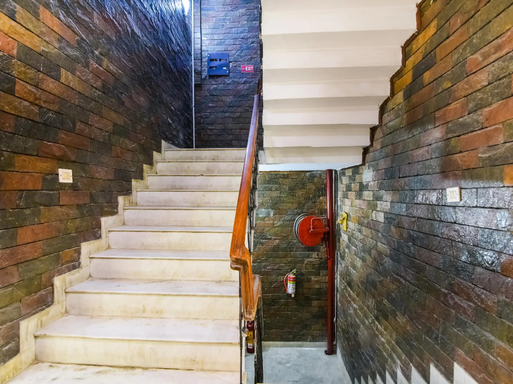 OYO Flagship 46624 Hotel Western