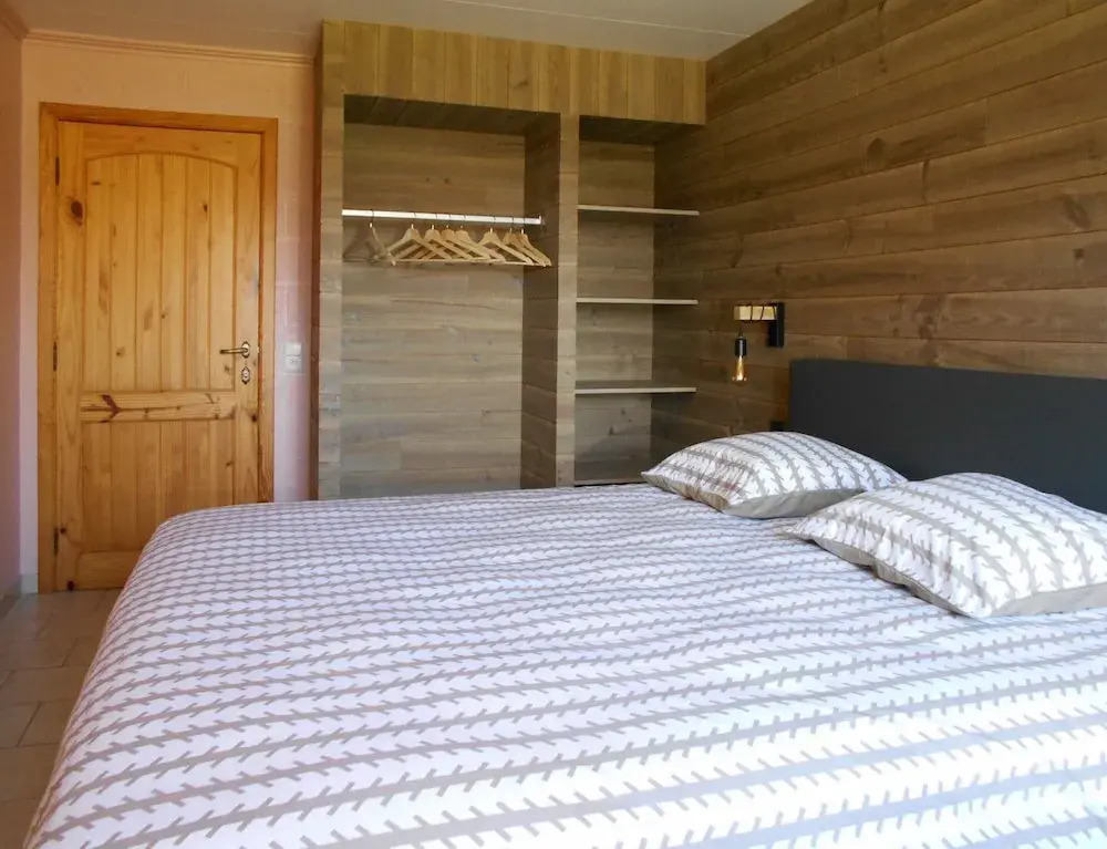 Spacious Holiday Home Near Bastogne