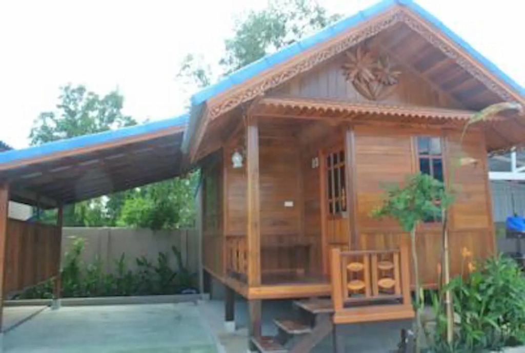 Sabai EZ Hotel