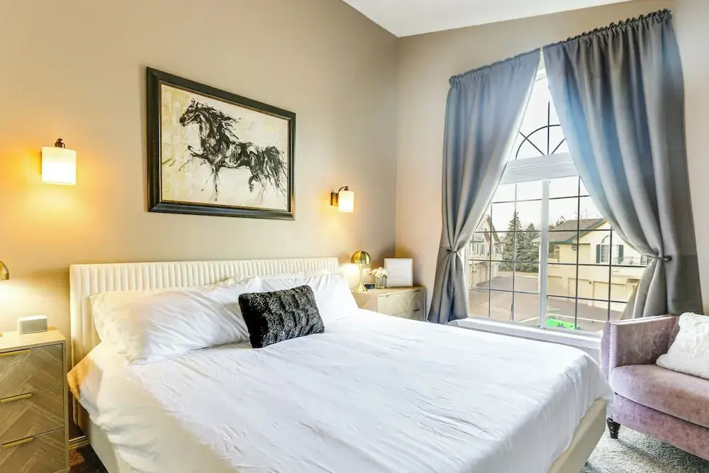 < 1 Mi to Light Rail! Centennial Condo w/ Balcony