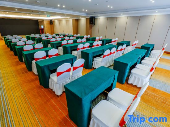Vienna Hotel ( Weifang Fangzi Hotel )