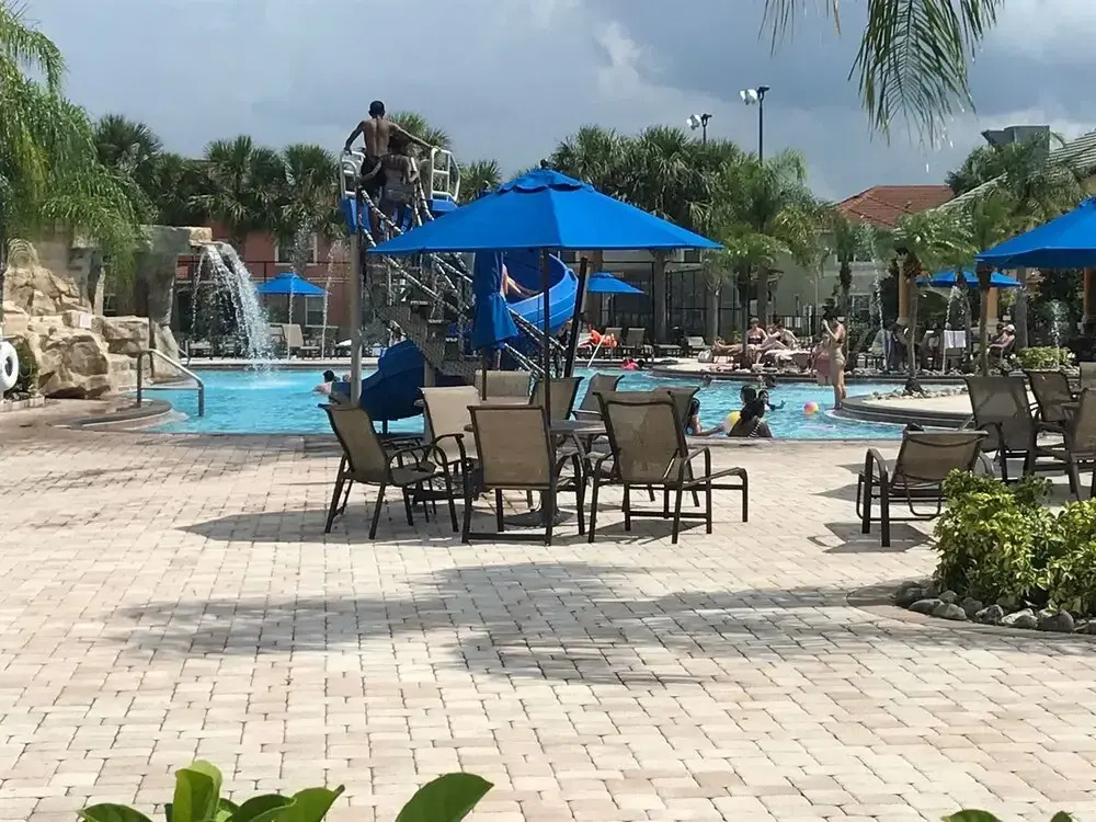 Paradise Palms 8941 A