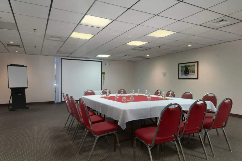Ramada Plaza Riverside