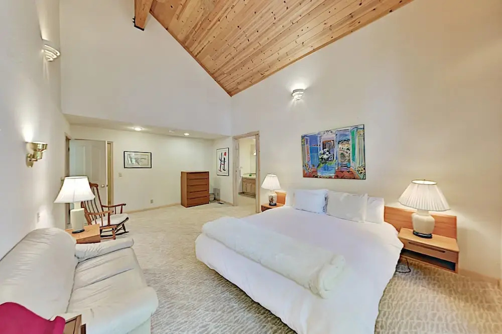 14036 Ski View Loop Home