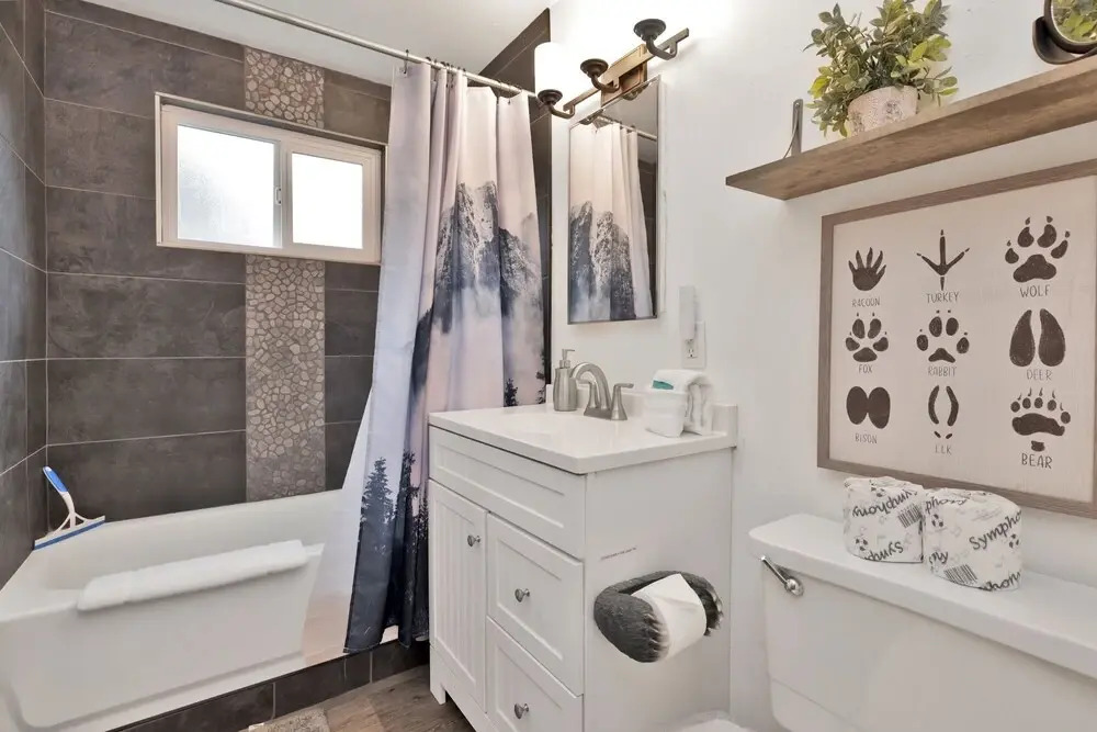 2135-ursa Minor 2 Bedroom Home by RedAwning