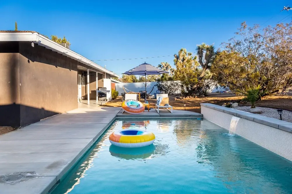 Sunburst by Avantstay Newly Added Pool! 5 Mins TO Town