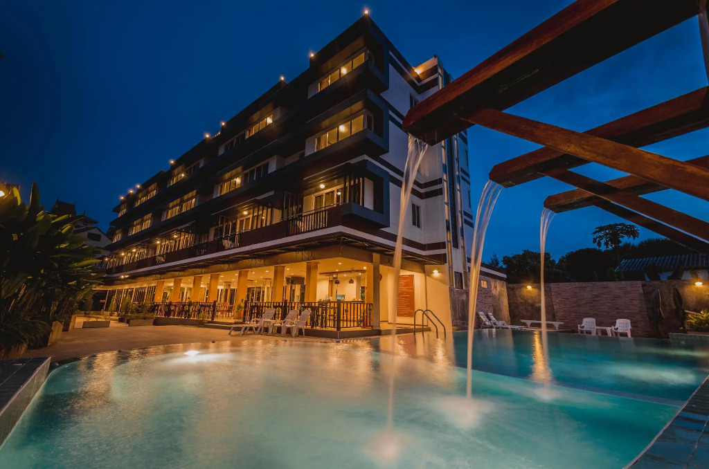 TH beach hotel