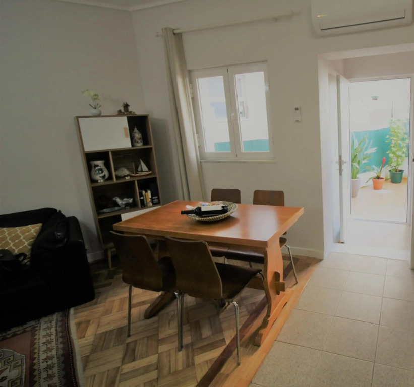Apartamento com Patio