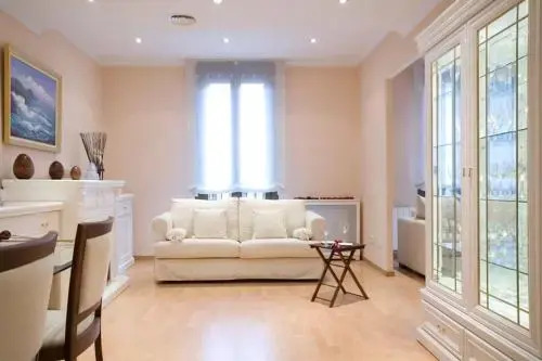 Lunalux Apartment