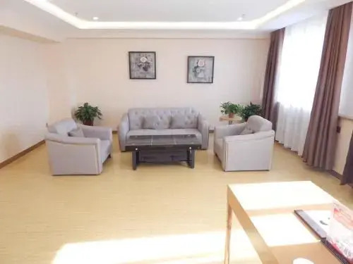 GreenTree Inn Shijiazhuang Xinji City Shifu Street Express Hotel