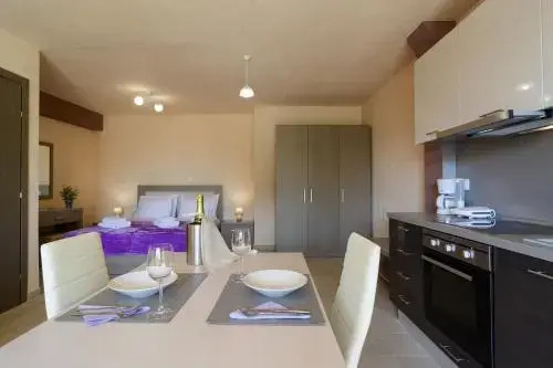 Glafki Luxury Apartments