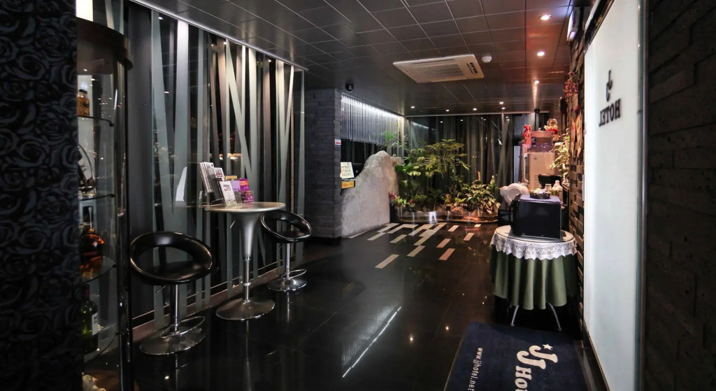 JJ Hotel