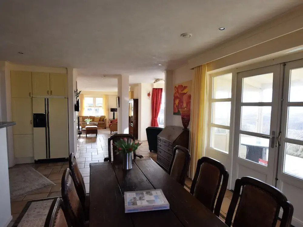 Luxurious Holiday Home With Billiards Table and Sauna, Atop the Dunes in De Koog