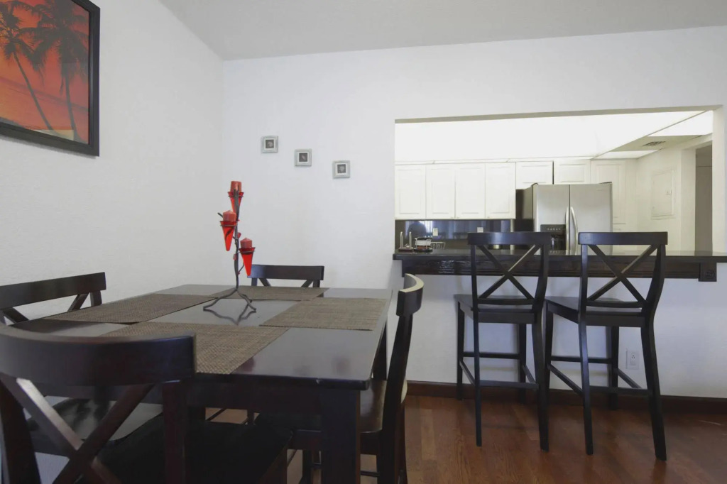 Ocean Reserve Luxury Condos Across from Sunny Isles Beach