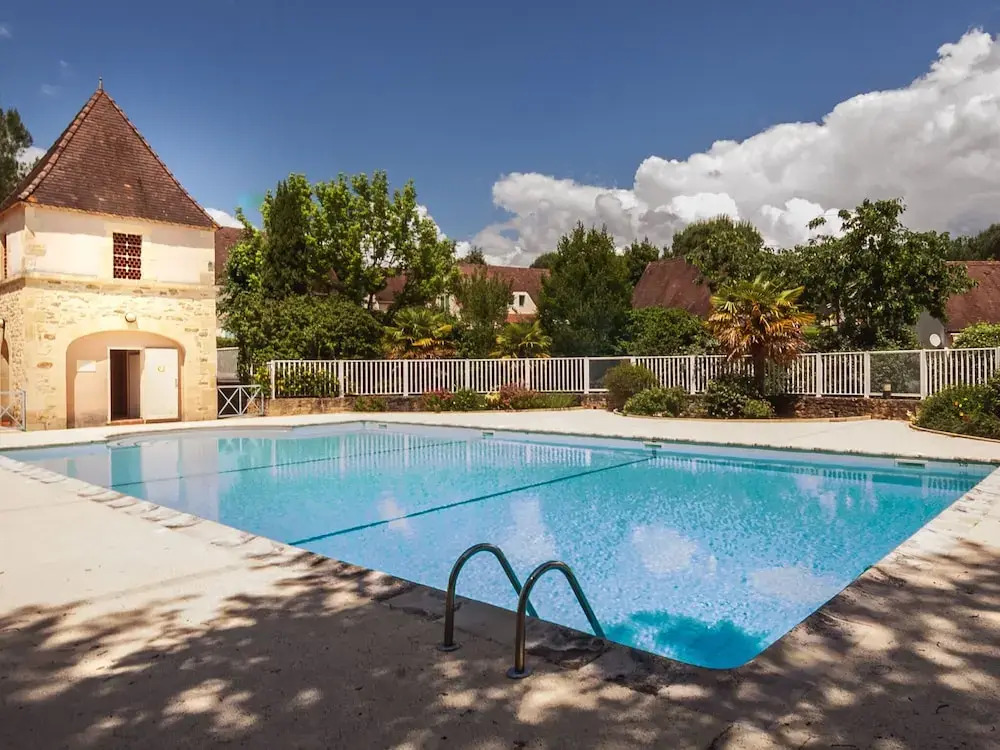 Beautiful Holiday Home in Aquitaine near the Forest