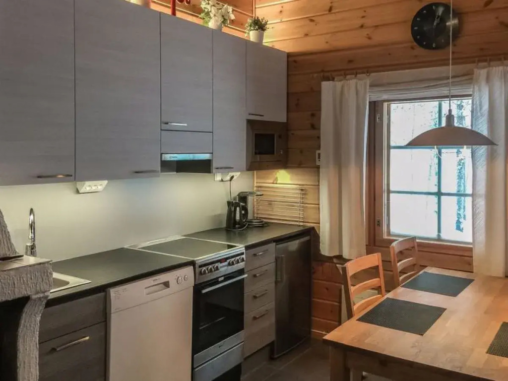 Lomaylläs b26 /palovaarankaarre 8 a