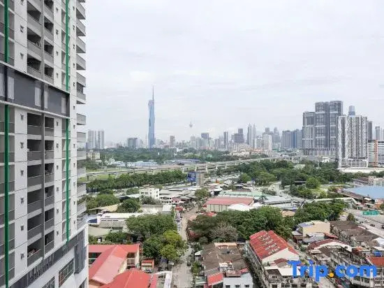 Razak City Residences Block C1 by Favspace