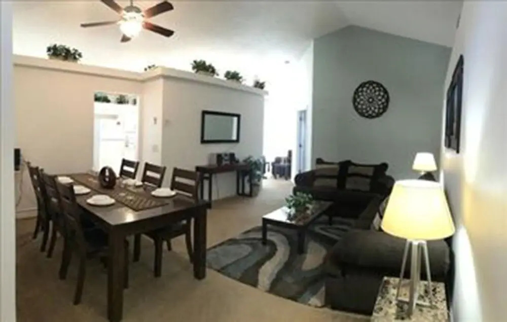 This Wonderful 4 Bedroom House Offers a Exceptional Vacational Experience