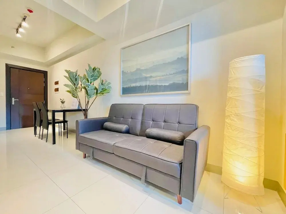 Uptown Parksuites 2