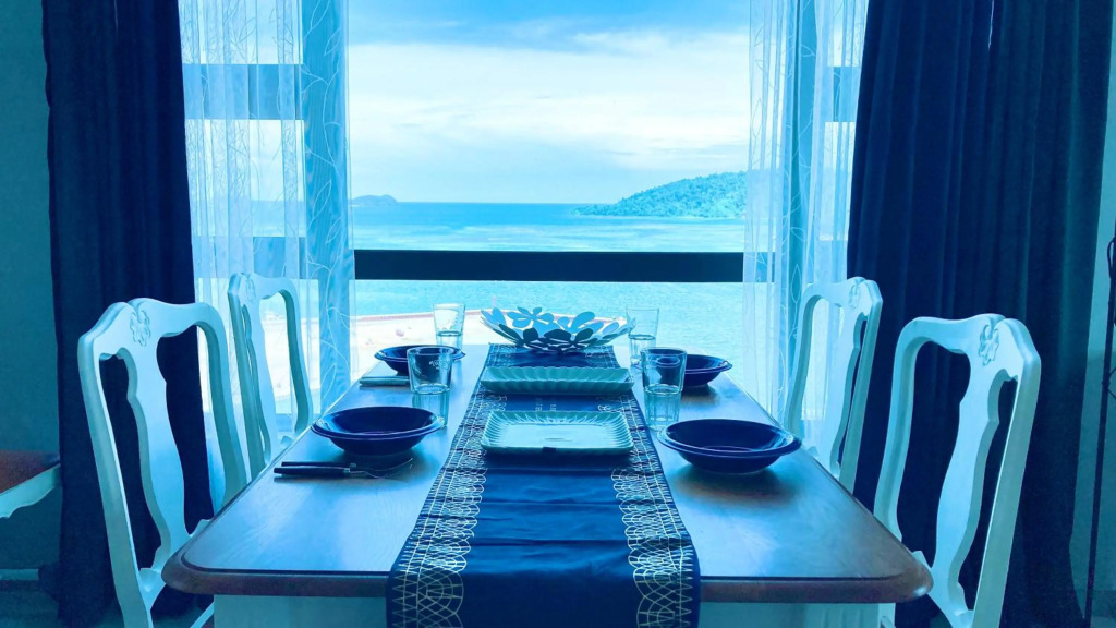 #1 Private Corner Stay! Ocean-View, Walk to Jetty & Food Spots-Mango House1