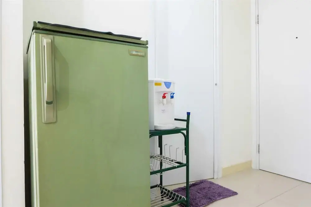 2BR Artistic Room Green Pramuka Apartment closed to Mall By Travelio