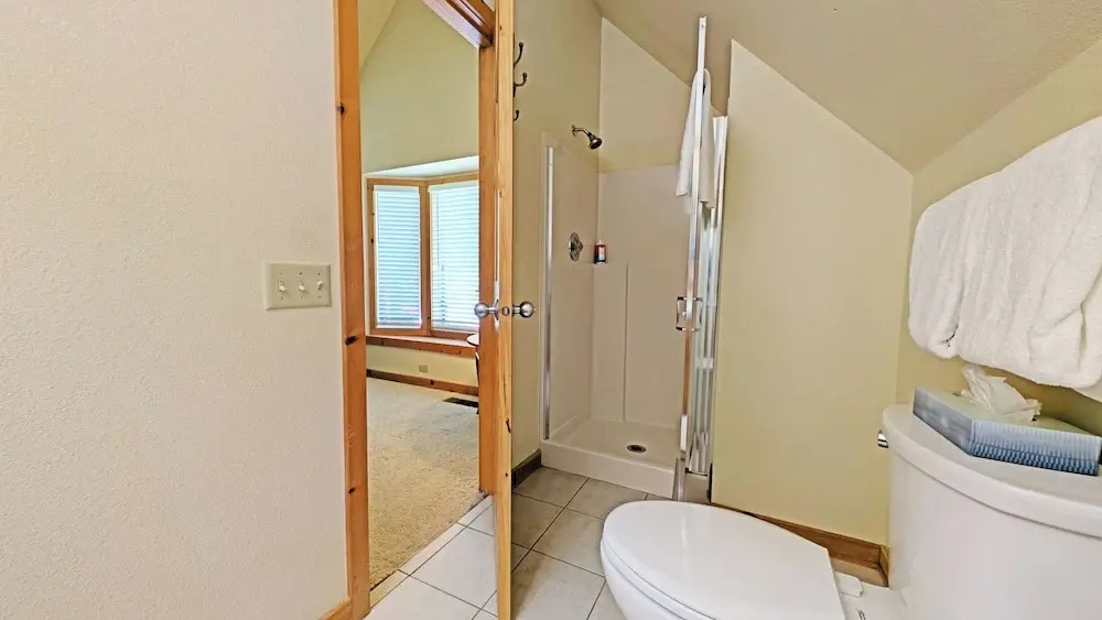 Circle 4 Condo 14