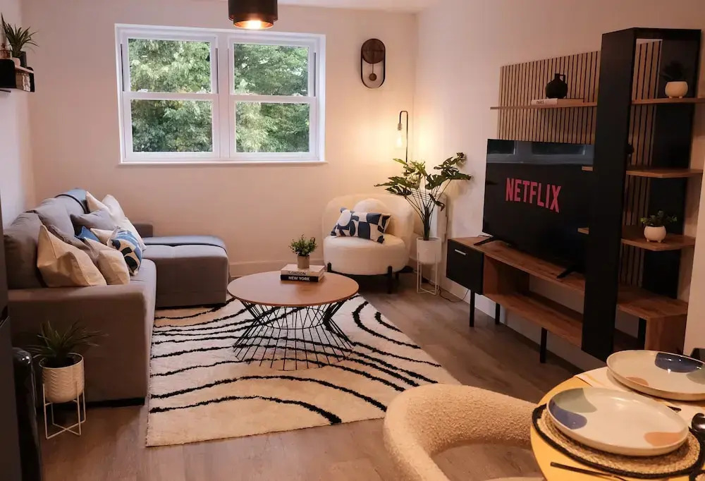 Stylish, Luxury Apartment Sleeps 4 - Southampton