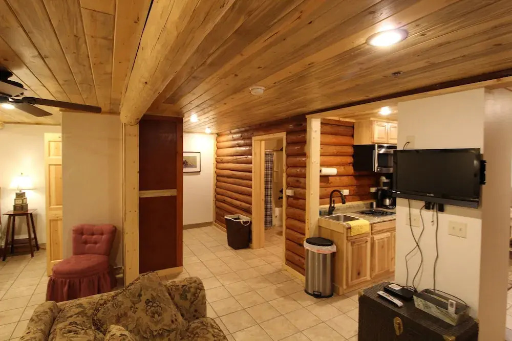 The Historic Wapiti Lodge