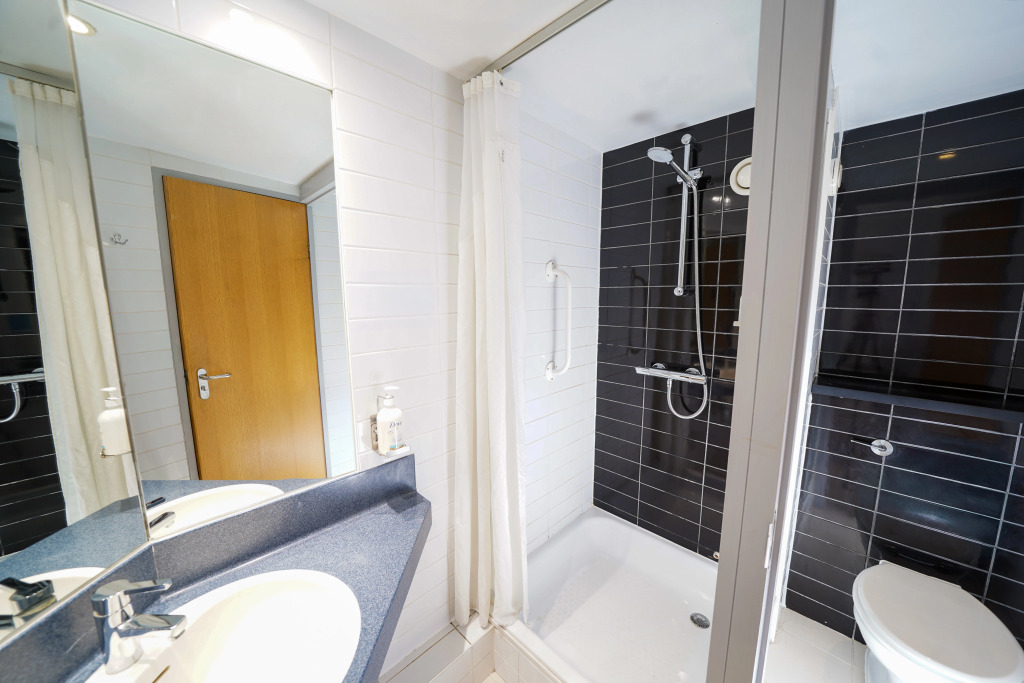 Holiday Inn Express Glenrothes by IHG