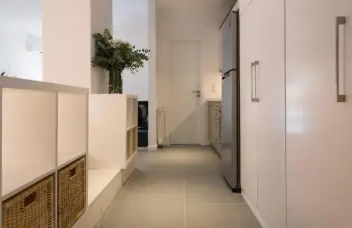 Homz Studios Faliro