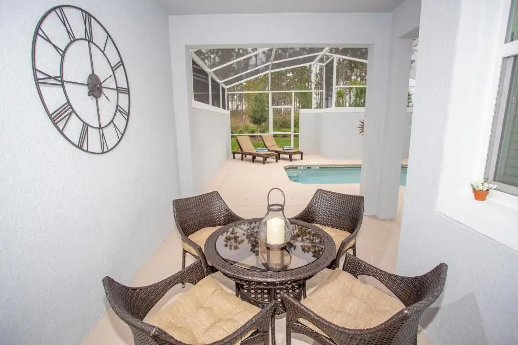 Marvelous 4 Bd w/ Pool Close to Disney 218