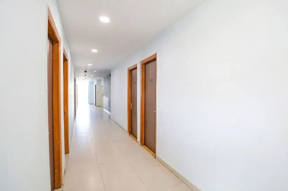 Fabhotel F9 Peeragarhi