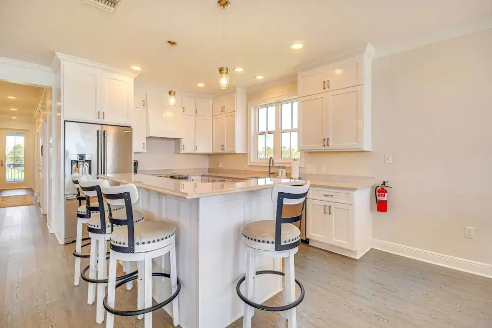 Walk to Beach: Oceanfront Home w/ Outdoor Kitchen
