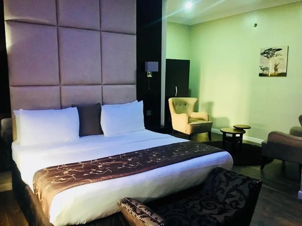 de brit hotel
