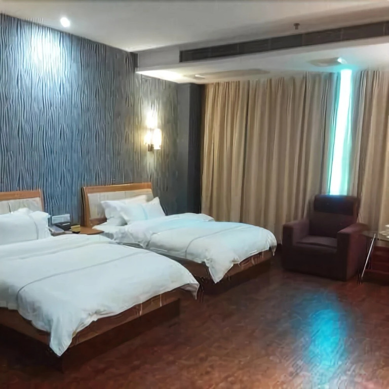 Yijia Holiday Hotel (Guangzhou Huadu Plaza subway station store)