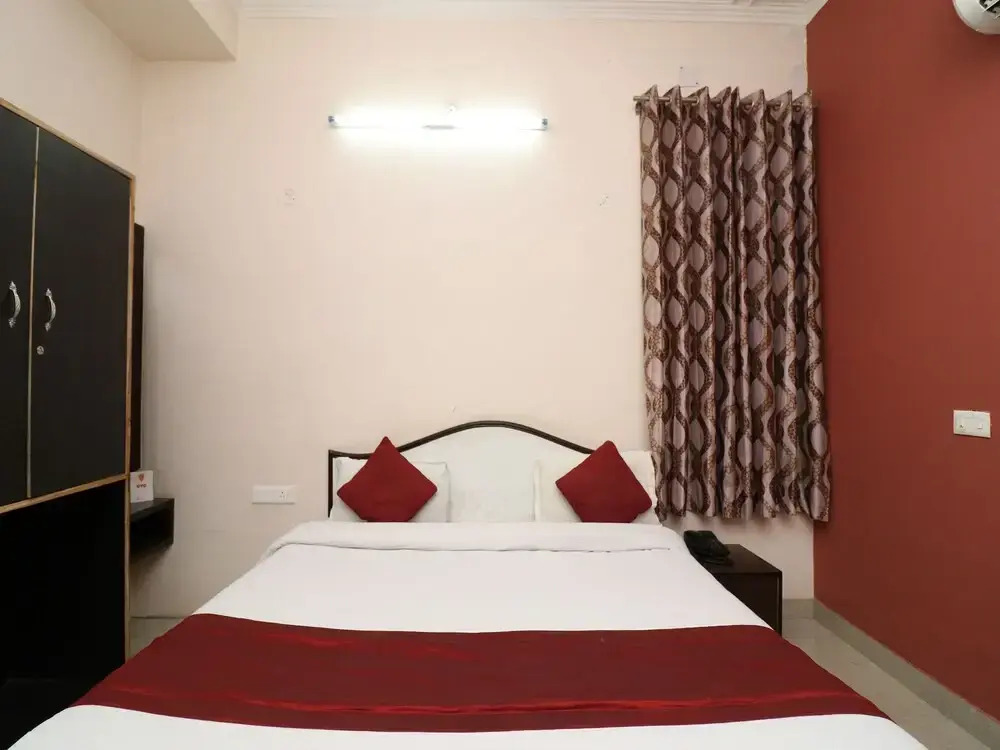 OYO 22954 Hotel Moonlight