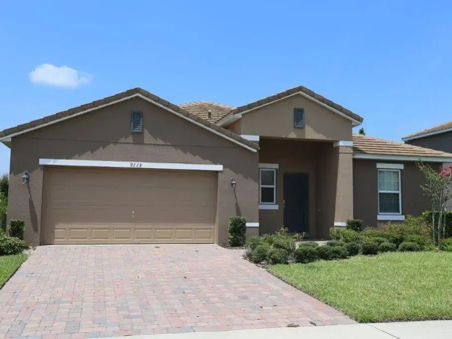 Emerald Island Resort Homes and Townhomes - Orlando Select Vacation Rentals