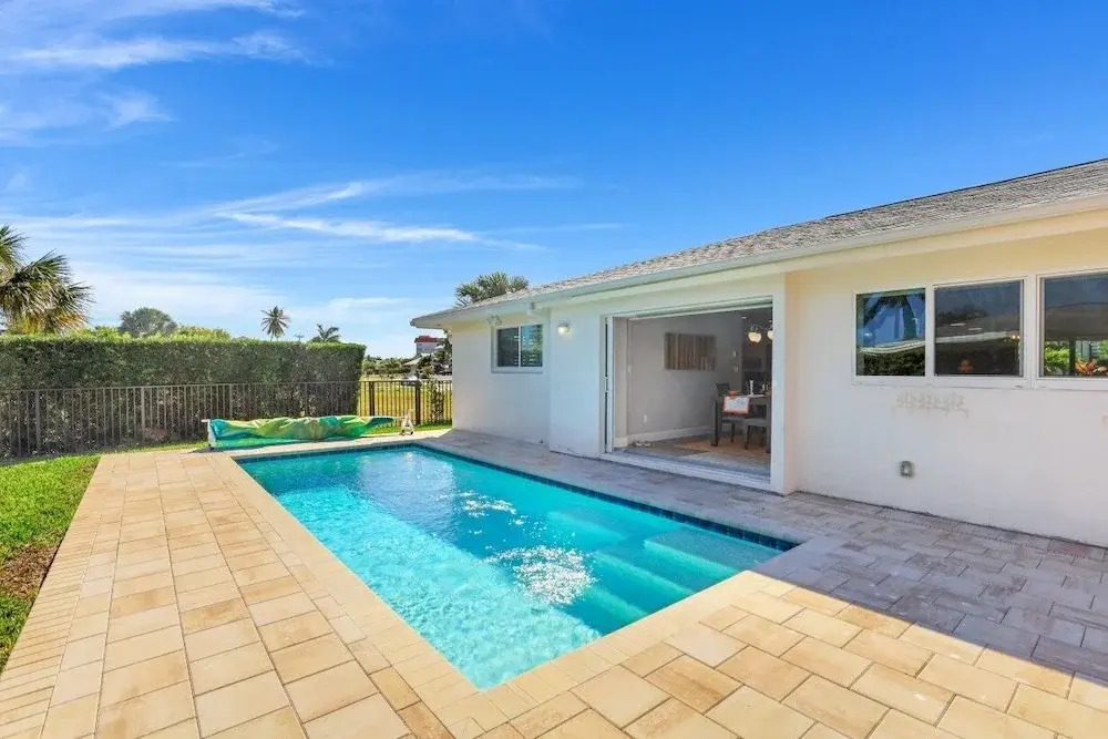 Century Dr. 385 Marco Island Vacation Rental 3 Bedroom Home by Redawning