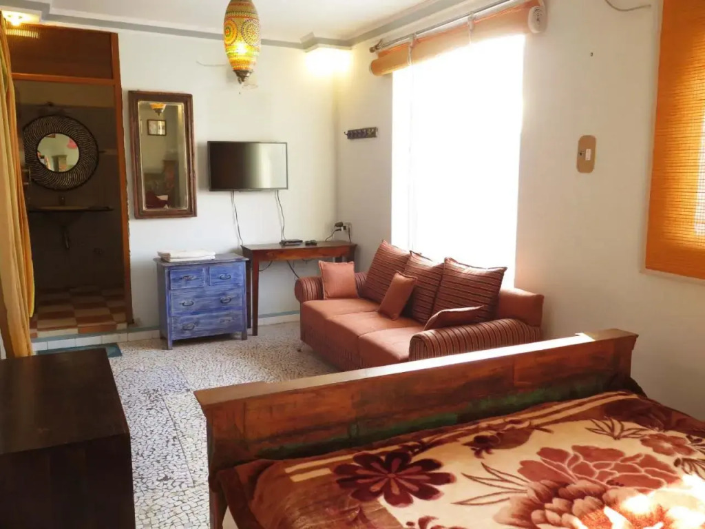 1 BR Guest house in Clock Tower Area, Jodhpur, by GuestHouser (474B)