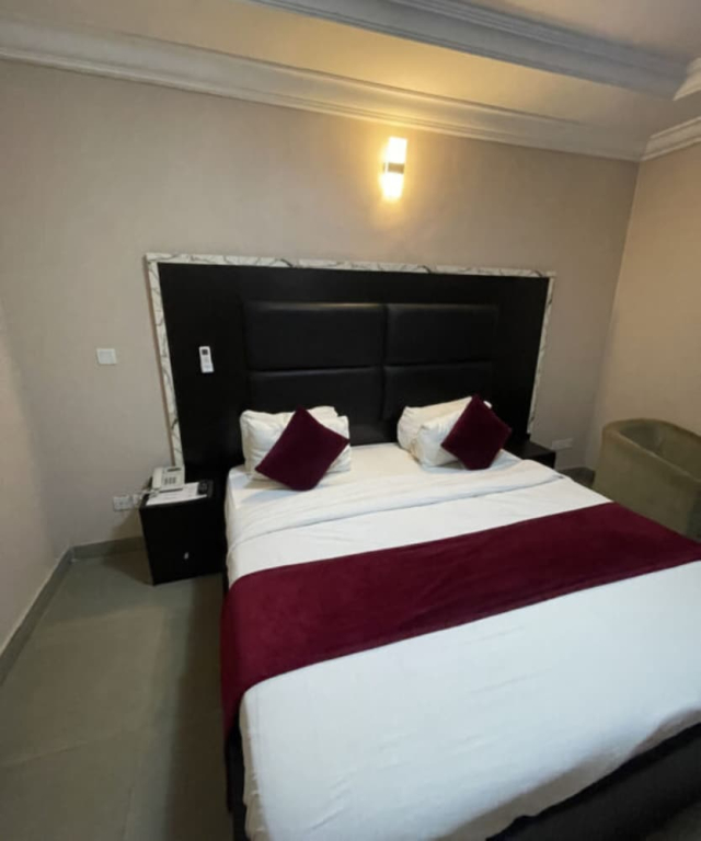 Grand Maridos Hotel