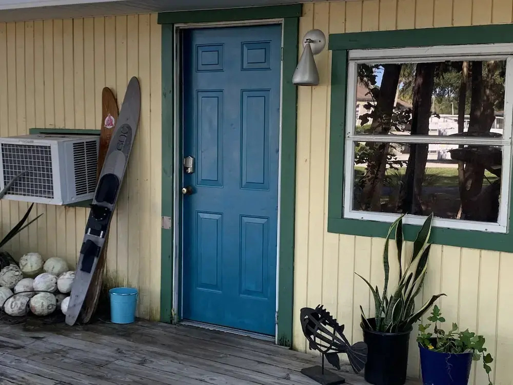 Nature Coast Inn & Cottages