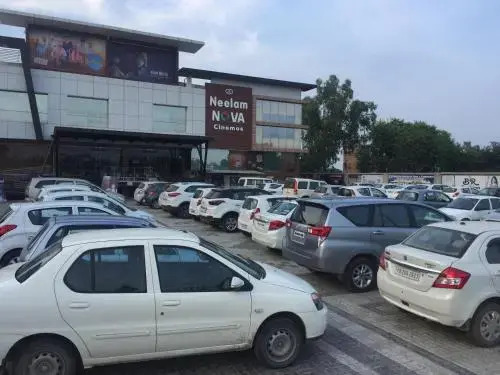 Hotel Neelam