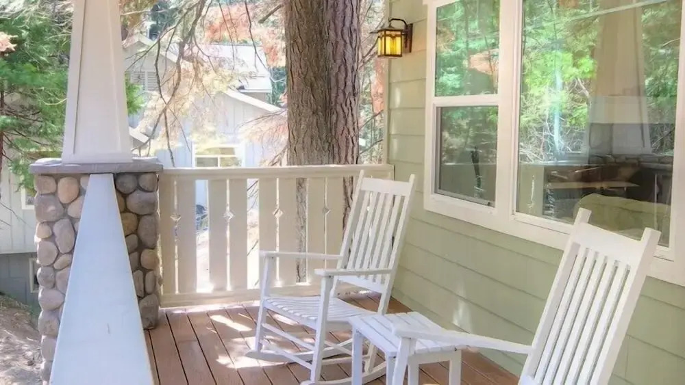Scenic Wonder Craftman Cottage 3 Bedroom