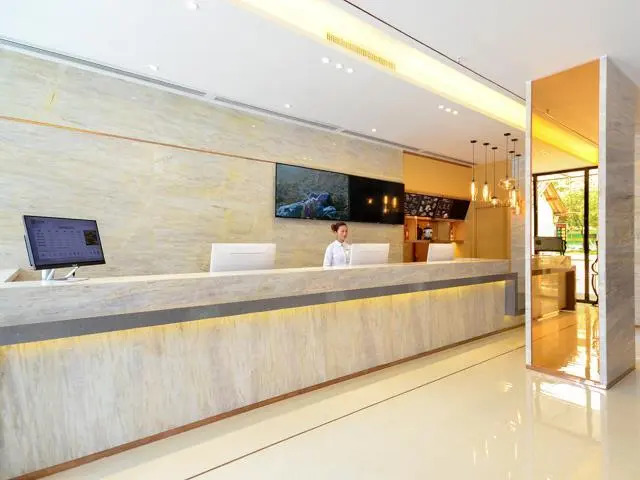 City Comfort lnn Lijiang Transportation Station