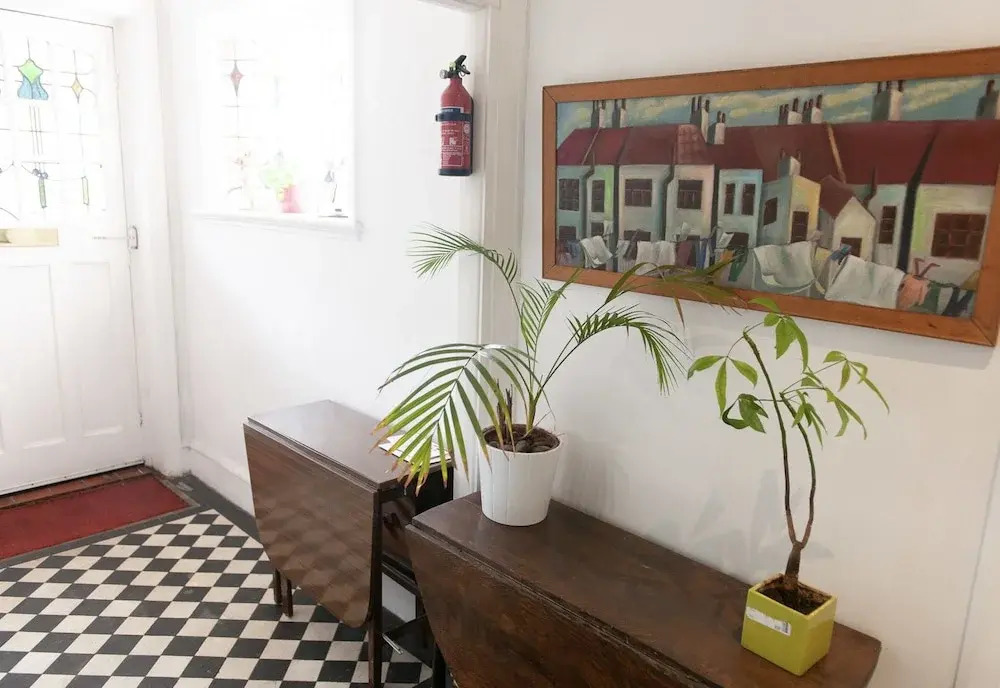3 BR by Hampstead Heath W/terrace + Parking