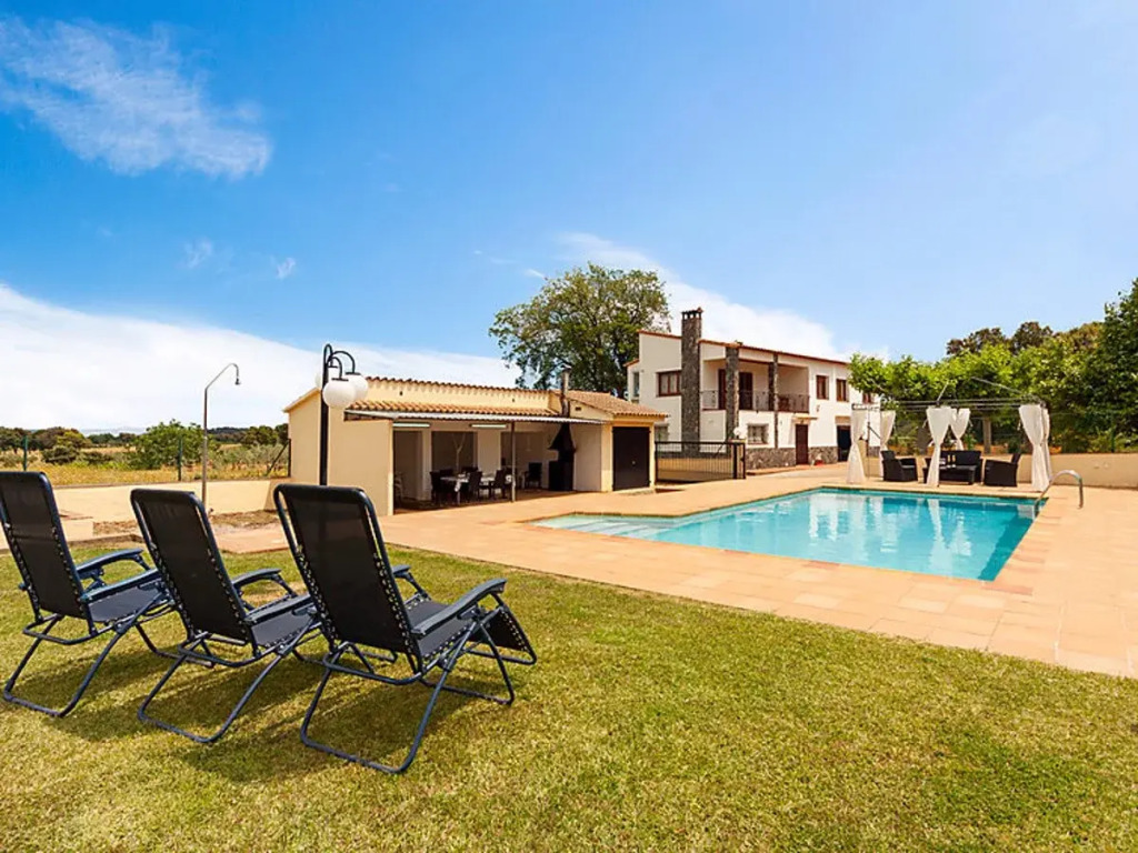 Holiday Home Can Cals by Interhome