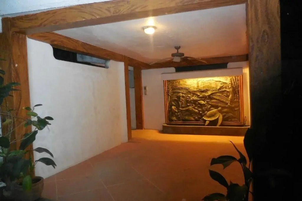 Turtle Inn Resort