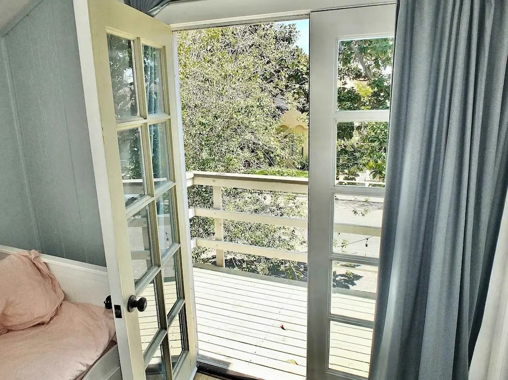 Park Avenue Beach Paradise Chic & Secluded 4 BDR
