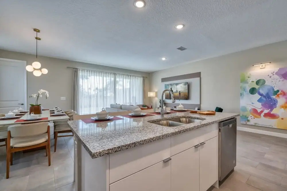 Beautiful and Spacious Home for the Best Disney Vacation